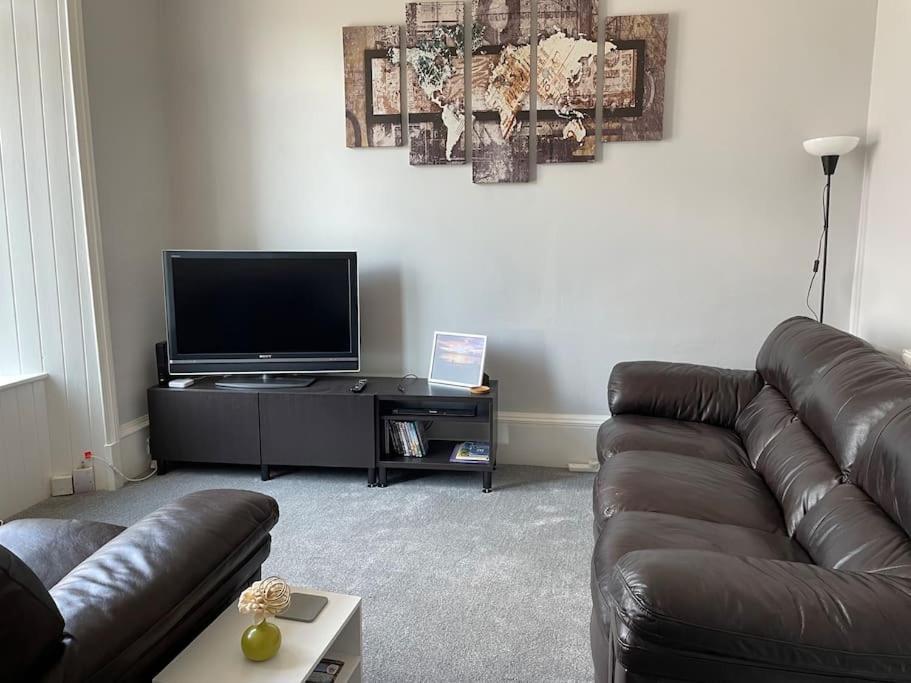 Apartamento 5 Minutes From Loch Lomond - Newly Renovated Ground Floor 1-Bed Flat Bonhill Exterior foto