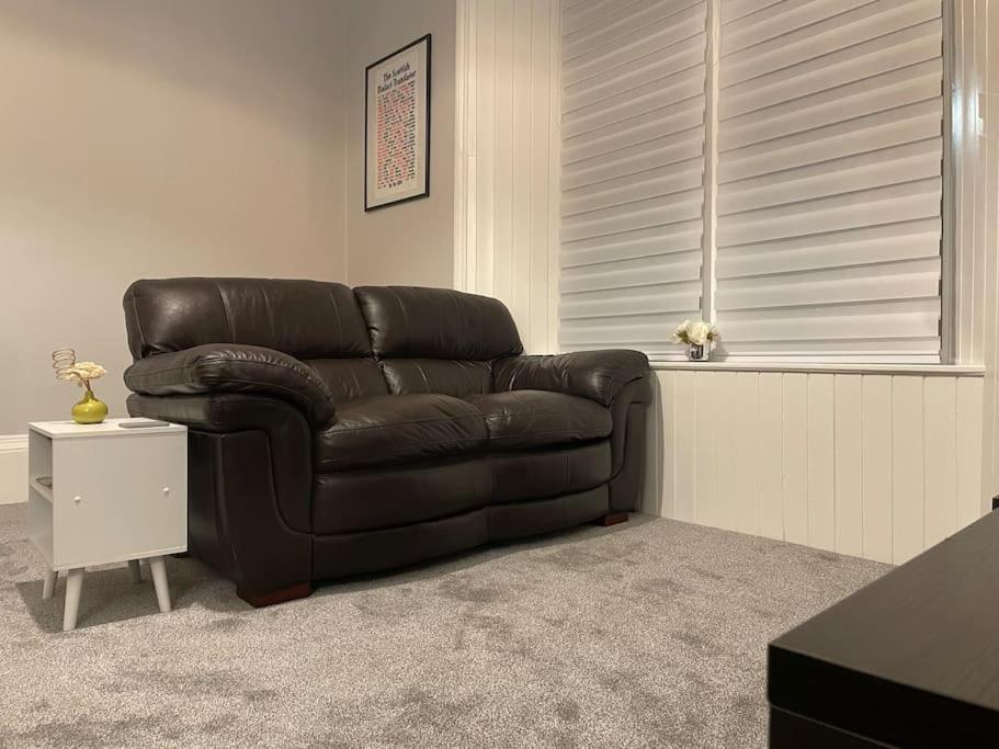 Apartamento 5 Minutes From Loch Lomond - Newly Renovated Ground Floor 1-Bed Flat Bonhill Exterior foto